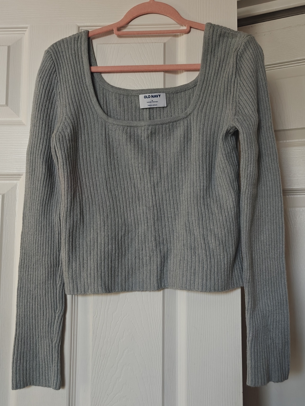 Old Navy Women's Cropped Square-necked Ribbed Sweater - Light Grey